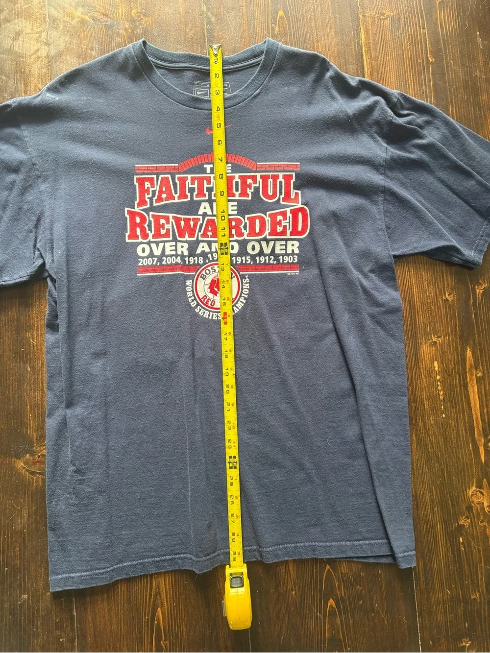 Vintage Nike Men's Navy 'The Faithful Are Rewarded' Boston Red Sox Graphic Tee